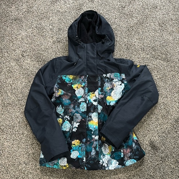 Roxy Jacket - Picture 1 of 7